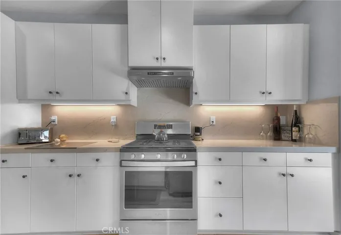 Large upgraded kitchen.