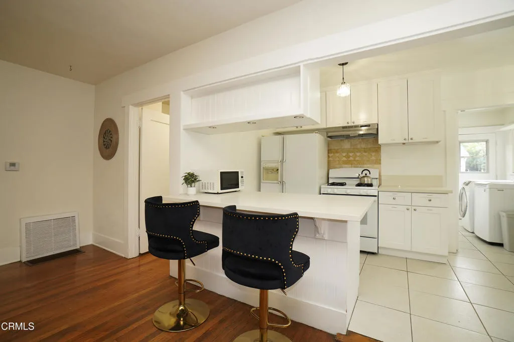 Kitchen Bar