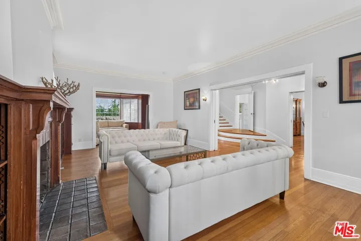 2215 W 21st Street, Los Angeles, California 90018