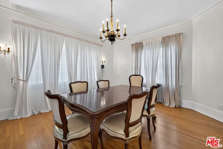 2215 W 21st Street, Los Angeles, California 90018