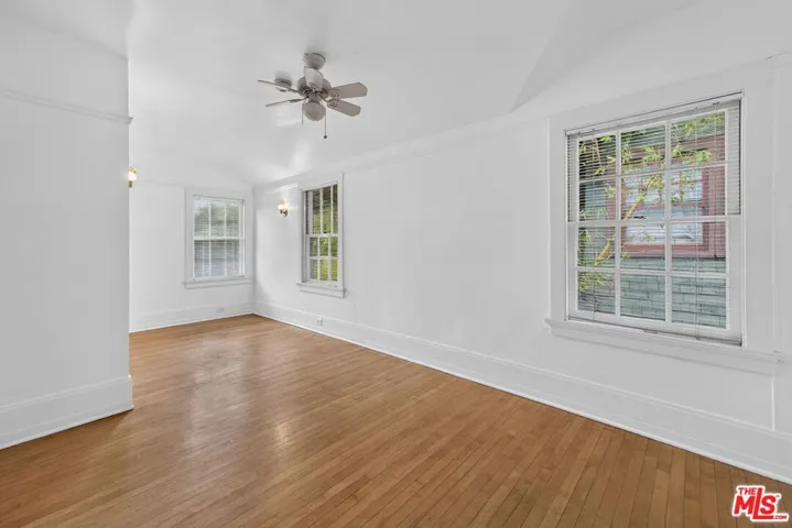 2215 W 21st Street, Los Angeles, California 90018
