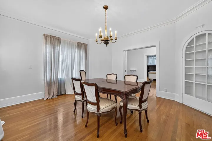2215 W 21st Street, Los Angeles, California 90018