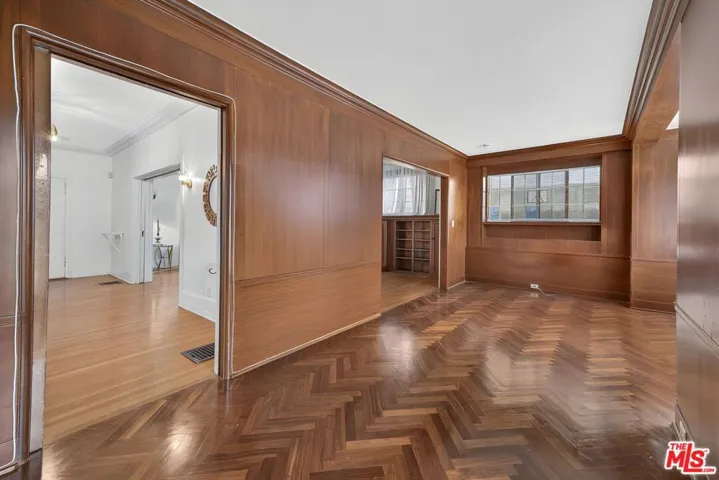 2215 W 21st Street, Los Angeles, California 90018