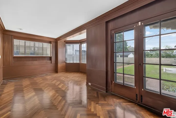 2215 W 21st Street, Los Angeles, California 90018