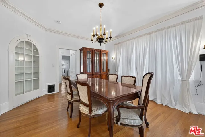 2215 W 21st Street, Los Angeles, California 90018