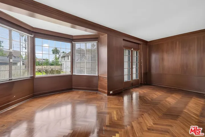 2215 W 21st Street, Los Angeles, California 90018