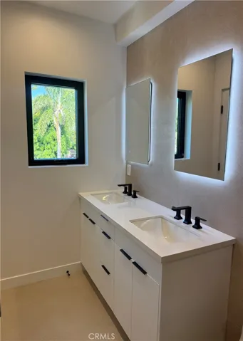12816 Bloomfield Street, Studio City, California 91604