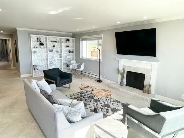 gallery-image 2