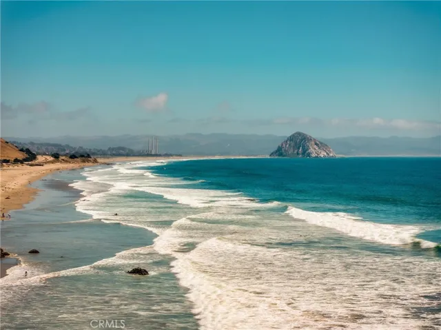 Views of Morro Rock can be seen from both decks.