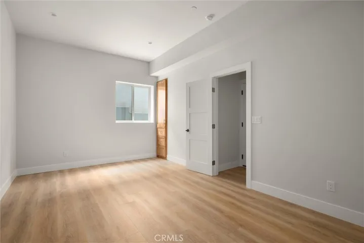 Lower 2nd guest bedroom
