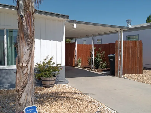3 CAR DRIVEWAY AND CARPORT