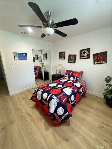 5344 Adenmoor, Lakewood, California 90713
