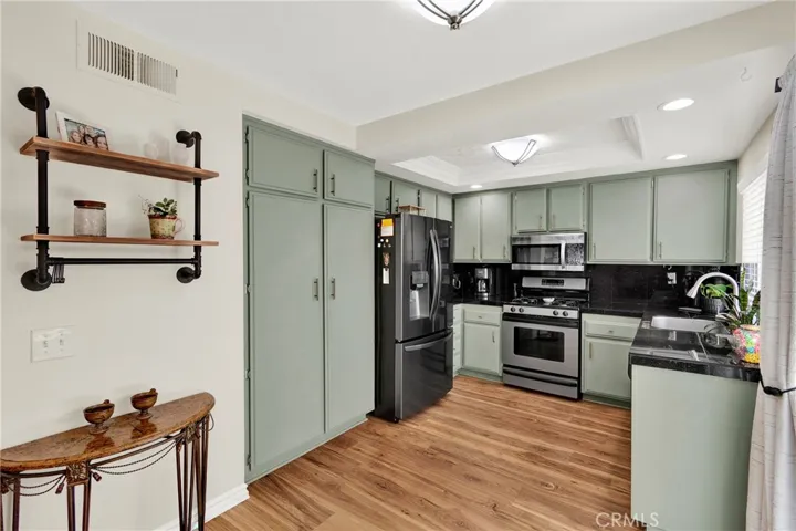 Stainless Steel Appliances all Included in Price
