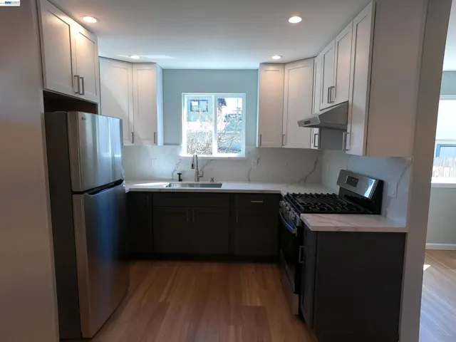 720 Foothill Blvd, Oakland, California 94606