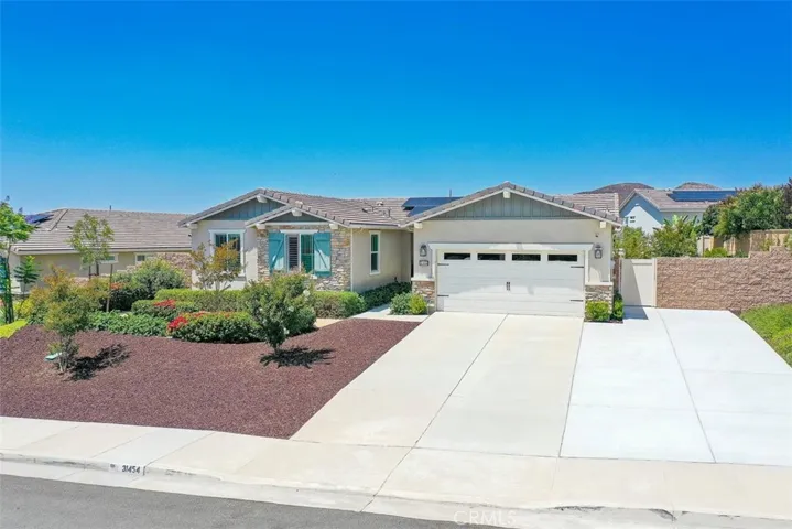 31454 Darlington Oak Drive, Winchester, California 92596