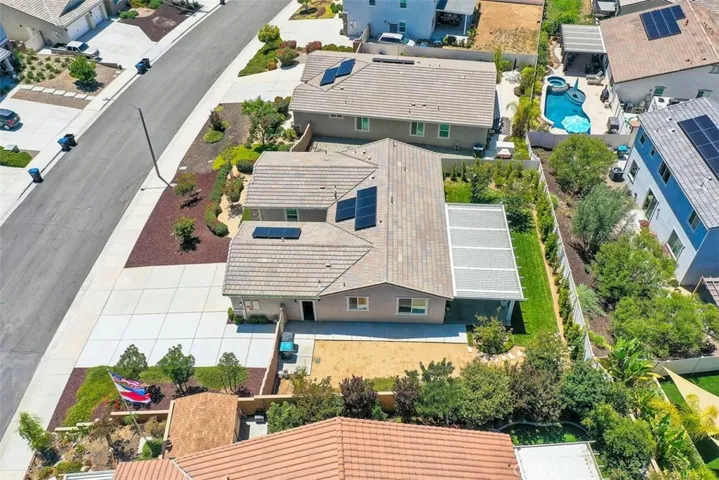 31454 Darlington Oak Drive, Winchester, California 92596