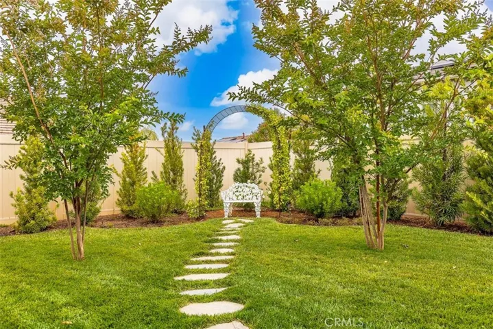 31454 Darlington Oak Drive, Winchester, California 92596