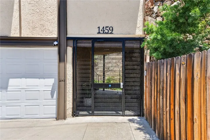 1459 Stanley, Glendale, California 91206