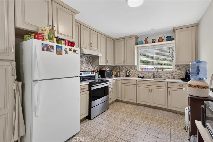 1459 Stanley, Glendale, California 91206