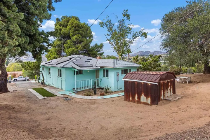 2439 Patterson Rd, Escondido, California 92027