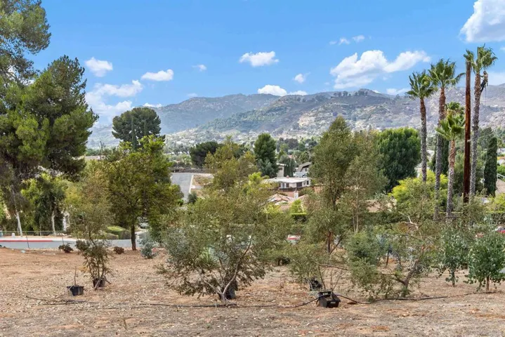 Patterson Rd, Escondido, California 92027