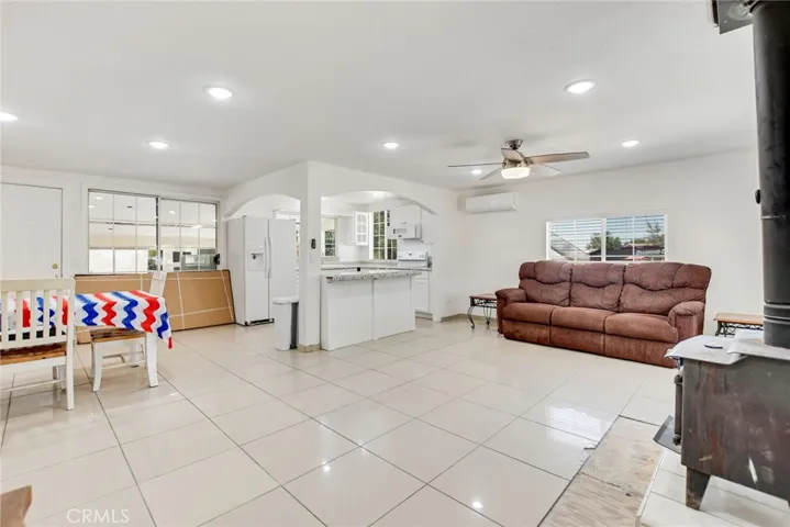 4304 Buckthorne Street, Phelan, California 92371