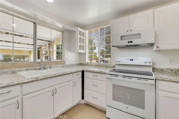 4304 Buckthorne Street, Phelan, California 92371