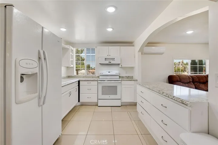 4304 Buckthorne Street, Phelan, California 92371