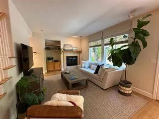 106 Oak Haven Pl, Mountain View, California 94041