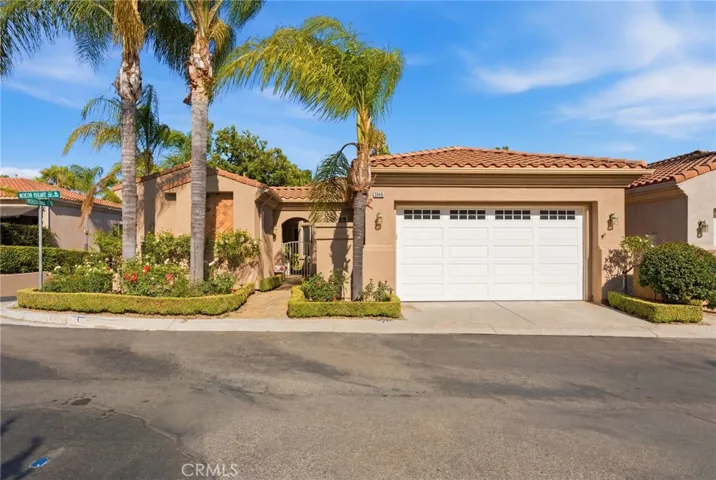 5640 Queen Palms, Riverside, California 92506