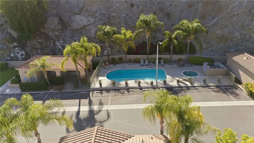 Community pool