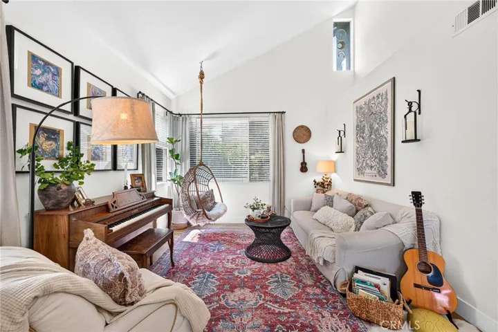 1754 Stratford, Redlands, California 92374