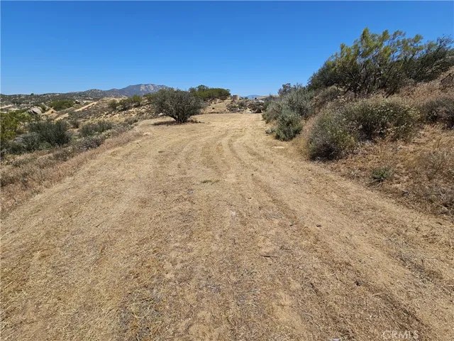 48805 Leaning Rock Court, Aguanga, California 92536