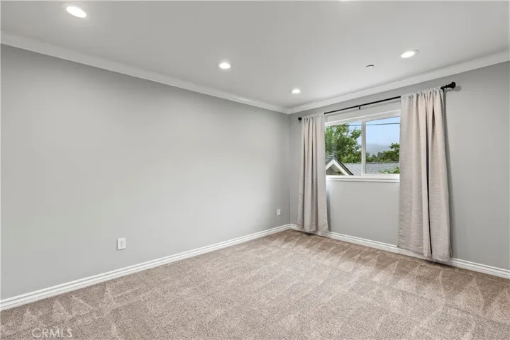 1096 Canyon View Drive, La Verne, California 91750