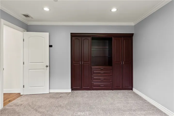 1096 Canyon View Drive, La Verne, California 91750