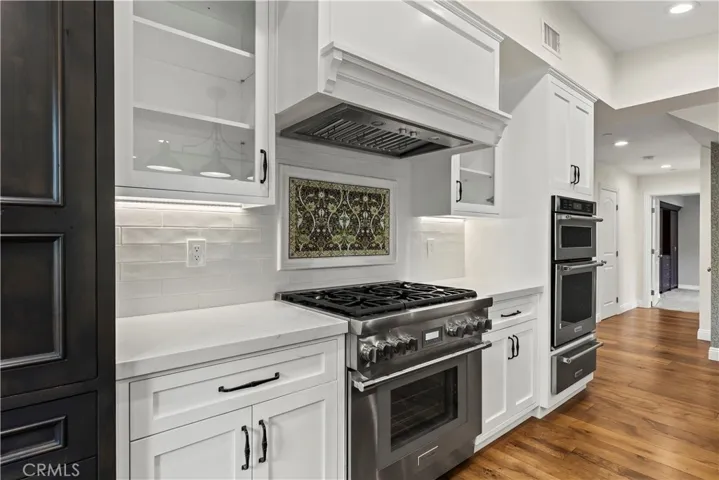 1096 Canyon View Drive, La Verne, California 91750