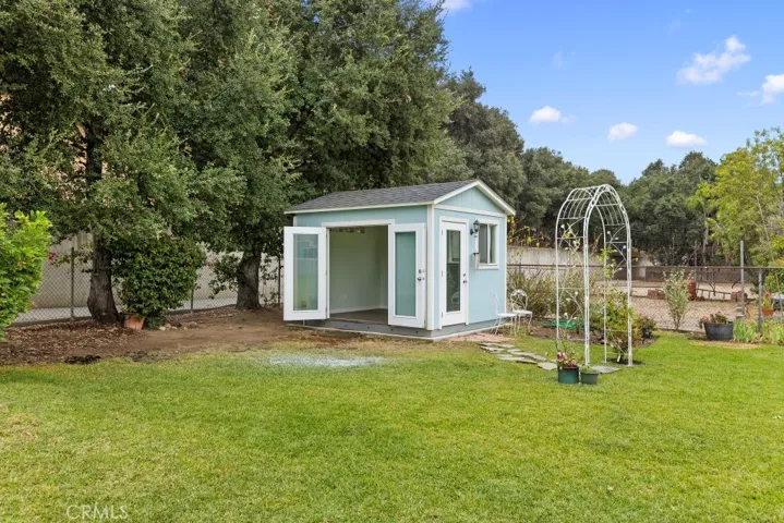 1096 Canyon View Drive, La Verne, California 91750