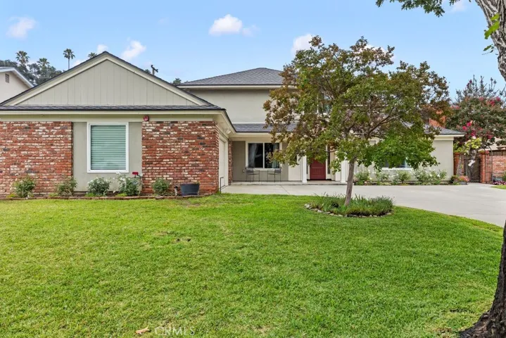 1096 Canyon View Drive, La Verne, California 91750