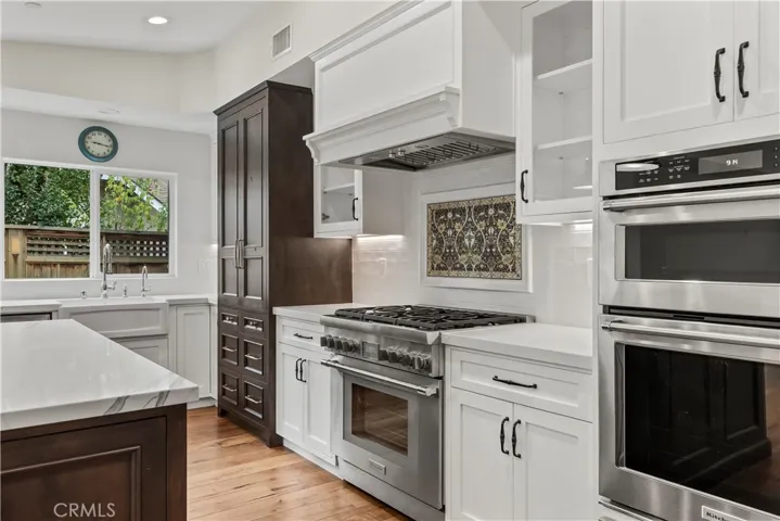 1096 Canyon View Drive, La Verne, California 91750