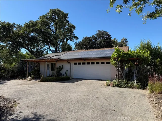 9265 Linden Avenue, Atascadero, California 93422