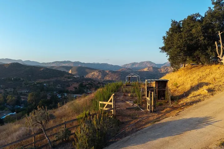 11687 Valle Vista Rd, Lakeside, California 92040