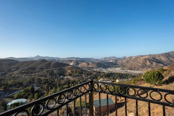 11687 Valle Vista Rd, Lakeside, California 92040