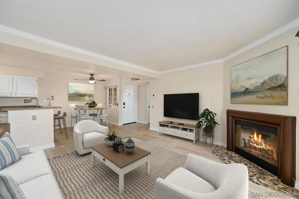 https://zimg.paragon.ice.com/ParagonImages/Property/PA/SDMLS/-528754/7/533/400/36f56bb0475f7d9c54c62794697786c1/3/3b330be3466bd403e752a21e8821a98d/-528754-9c3006fe-c07b-4526-9601-75135f8377bd.JPG