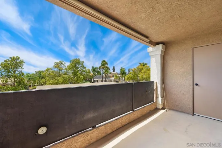3101 Sirena Vista 129, Carlsbad, California 92009