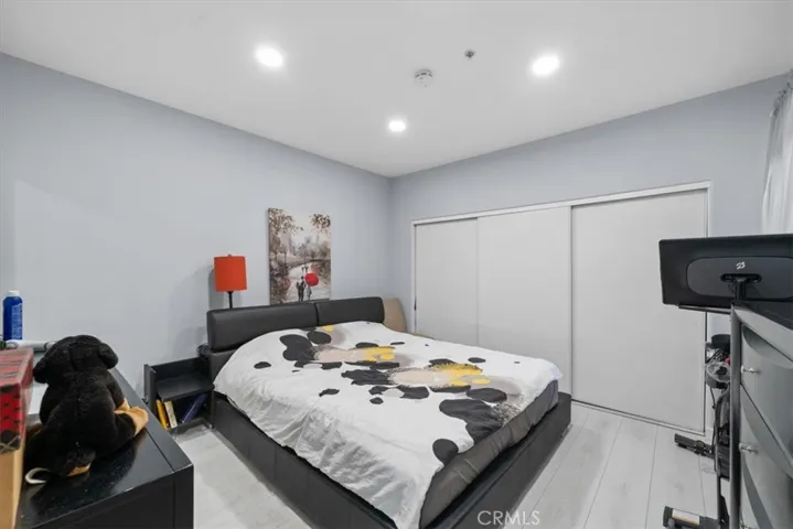 17809 Halsted 117, Northridge, California 91325