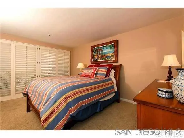 2130 Vallecitos 144, La Jolla, California 92037