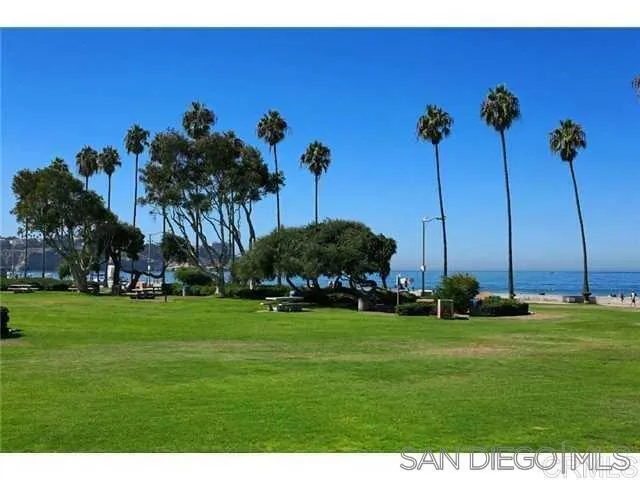 2130 Vallecitos 144, La Jolla, California 92037