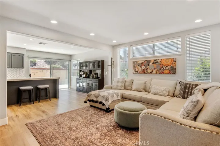 40456 Windsor, Temecula, California 92591