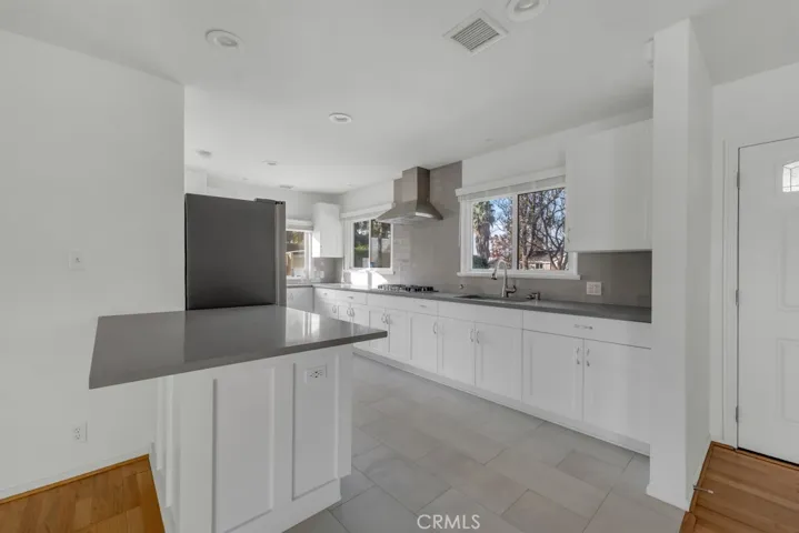 7758 Mason Avenue, Winnetka, California 91306