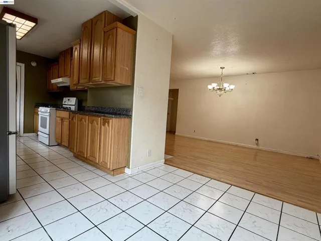 14631 Rollins St, San Leandro, California 94579